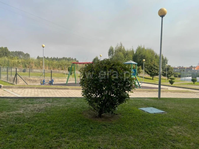 Apartamento T2 para Venda em Canelas Foto 1