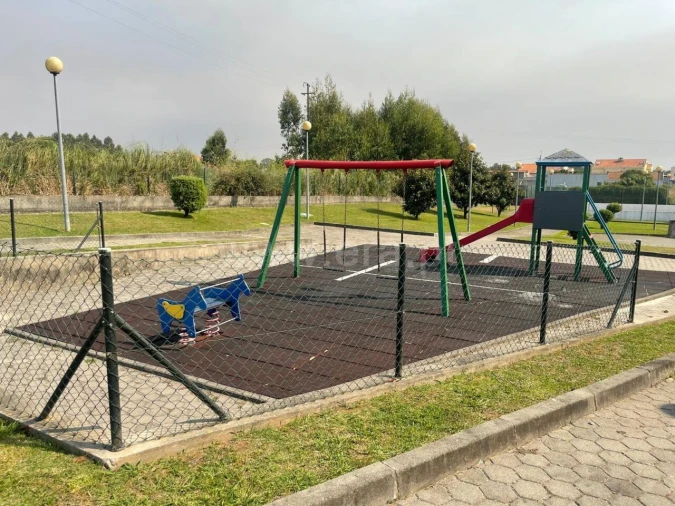 Apartamento T2 para Venda em Canelas Foto 6