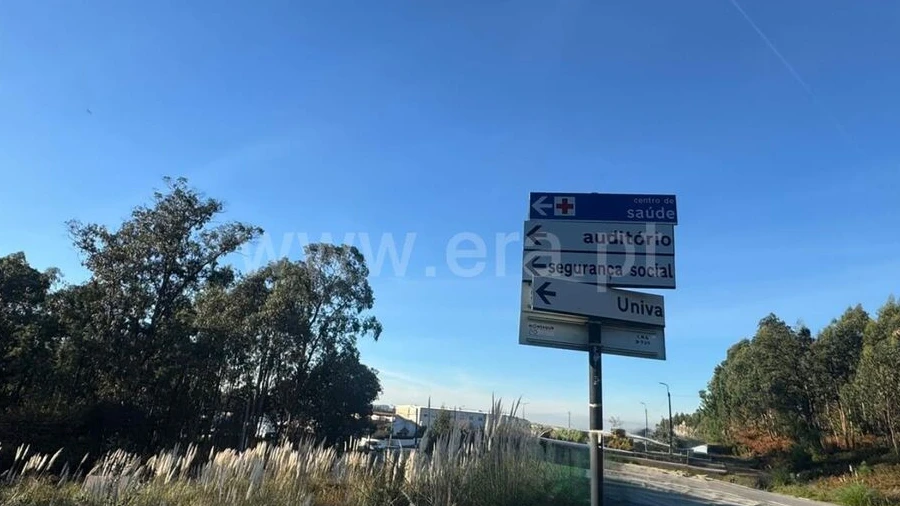 Terreno para Arrendamento em Sandim, Olival, Lever e Crestuma