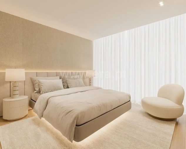 Armazém para Venda em São João da Madeira Foto 17