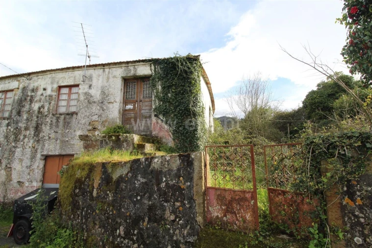 Moradia T0 para Venda em São Cristovão de Nogueira Foto 8