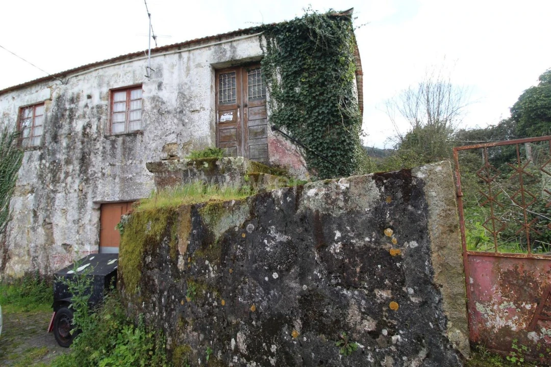 Moradia T0 para Venda em São Cristovão de Nogueira Foto 4