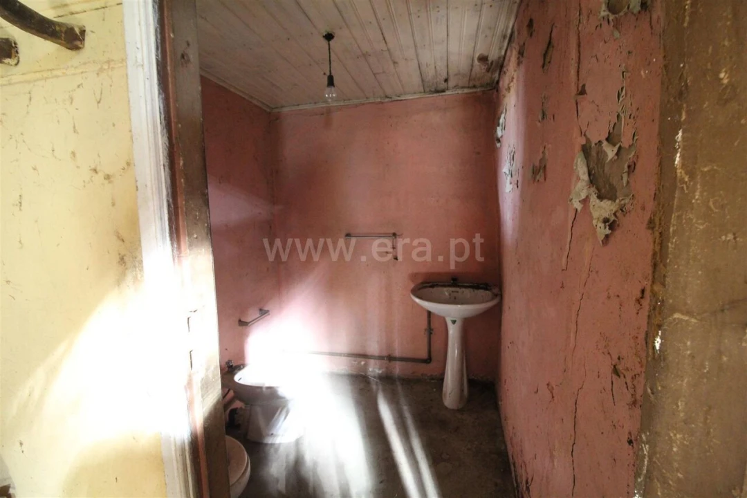 Moradia T0 para Venda em São Cristovão de Nogueira Foto 17