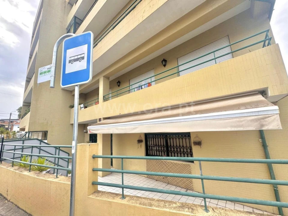 Loja para Venda em Oliveira do Douro Foto 4