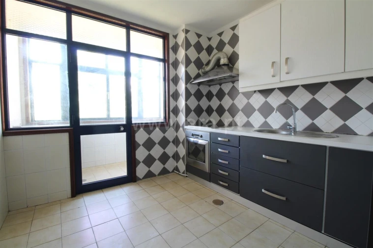Apartamento T2 para Venda em Oliveira do Douro Foto 15