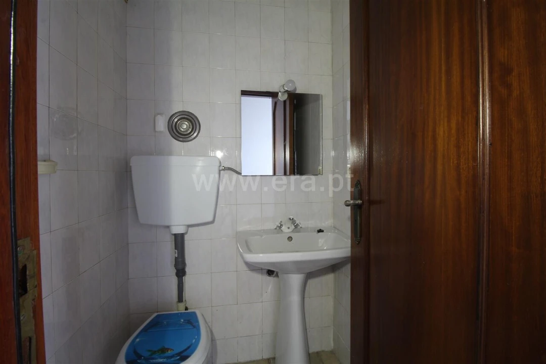 Apartamento T2 para Venda em Oliveira do Douro Foto 20