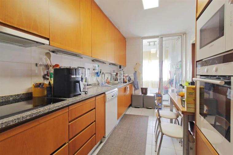 Apartamento T3 para Venda em Paranhos Foto 6