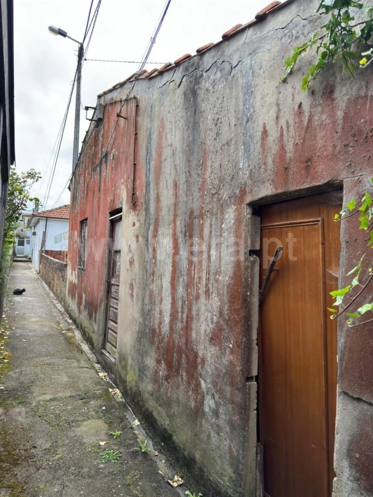 Moradia T0 para Venda em Oliveira do Douro Foto 1