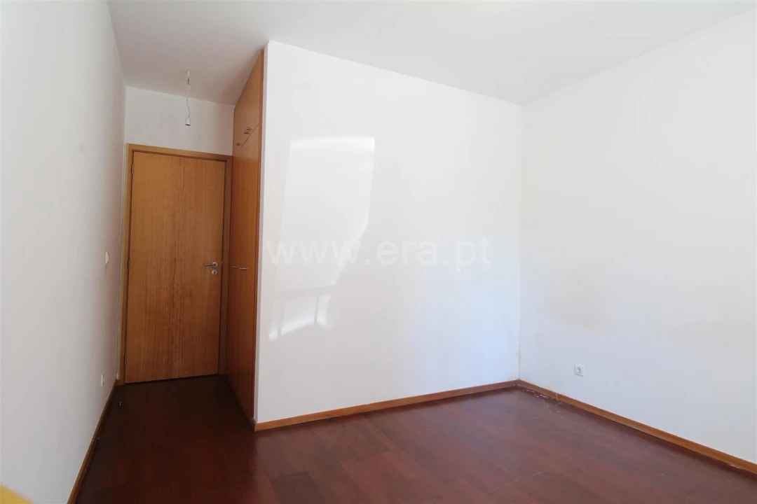 Apartamento T2 para Venda em Oliveira do Douro Foto 7