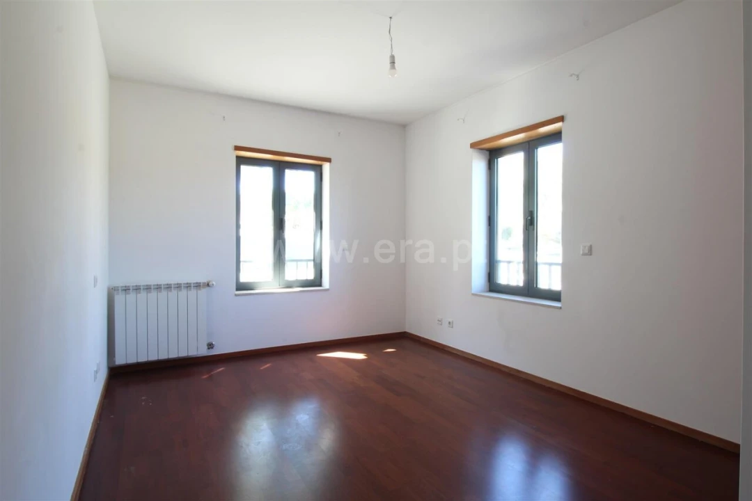 Apartamento T2 para Venda em Oliveira do Douro Foto 8
