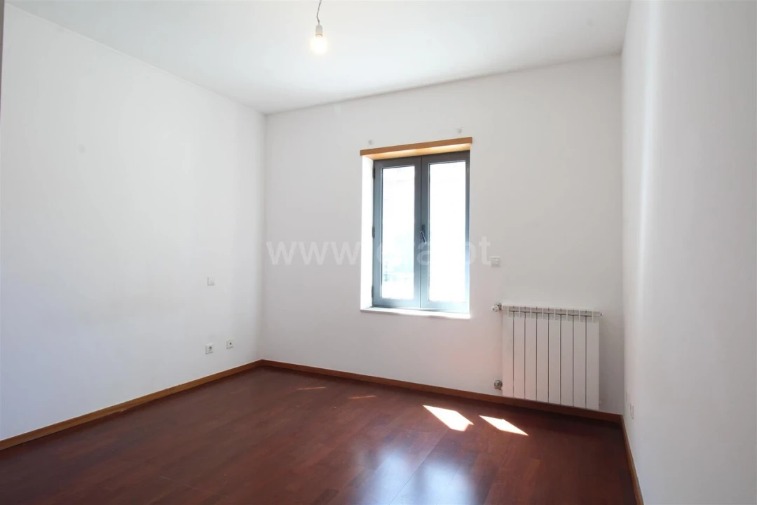 Apartamento T2 para Venda em Oliveira do Douro Foto 11