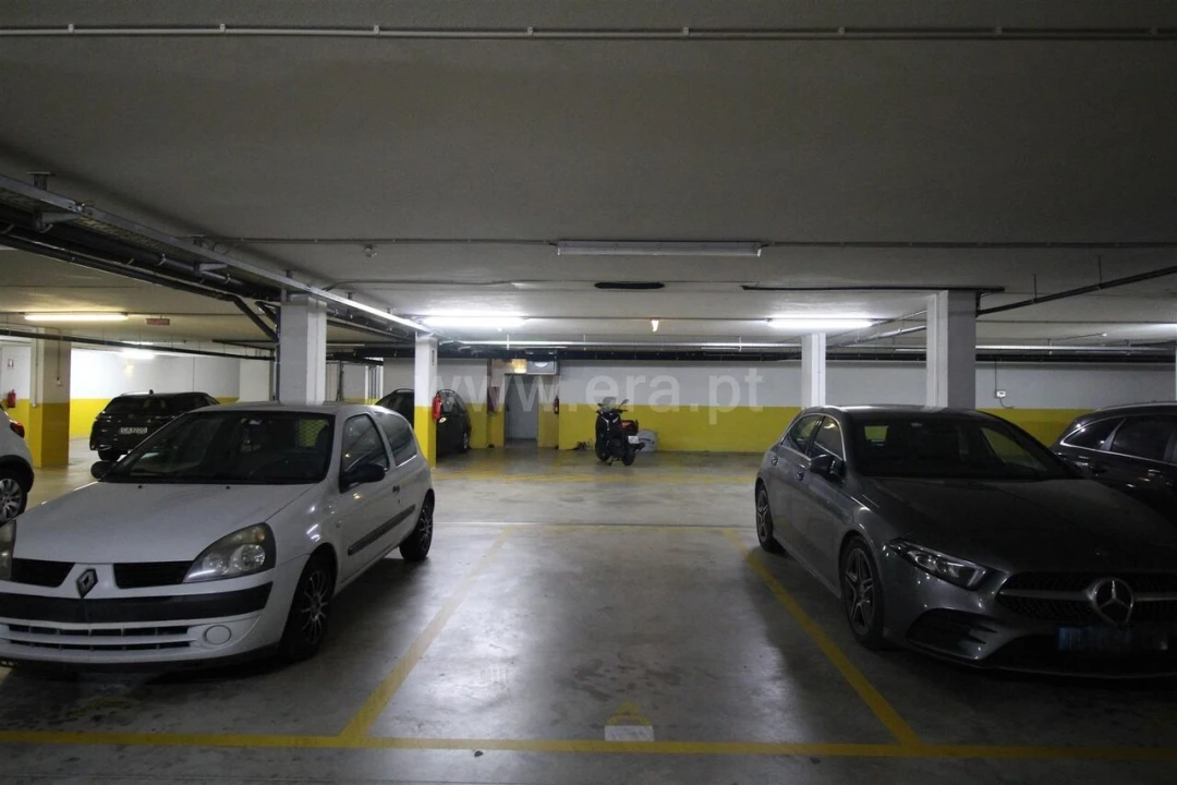 Apartamento T2 para Venda em Oliveira do Douro Foto 16