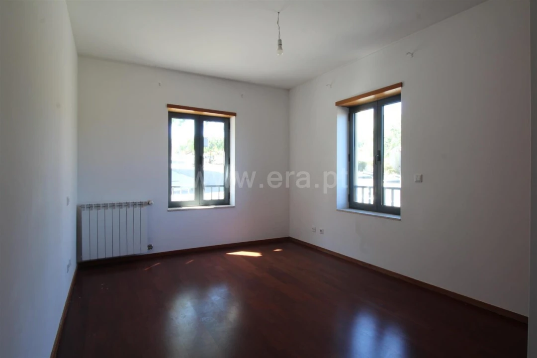 Apartamento T2 para Venda em Oliveira do Douro Foto 6