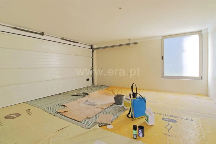 Terreno para Venda em Vilar de Andorinho Foto 11