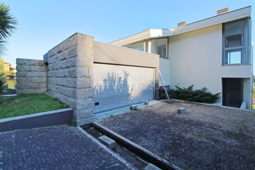 Terreno para Venda em Vilar de Andorinho Foto 12