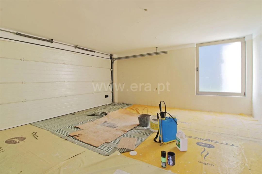 Terreno para Venda em Vilar de Andorinho Foto 11