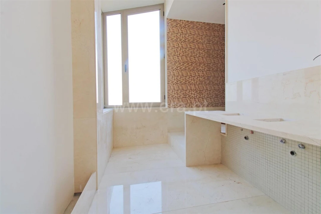 Terreno para Venda em Vilar de Andorinho Foto 7