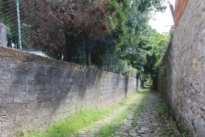 Terreno para Venda em Oliveira do Douro