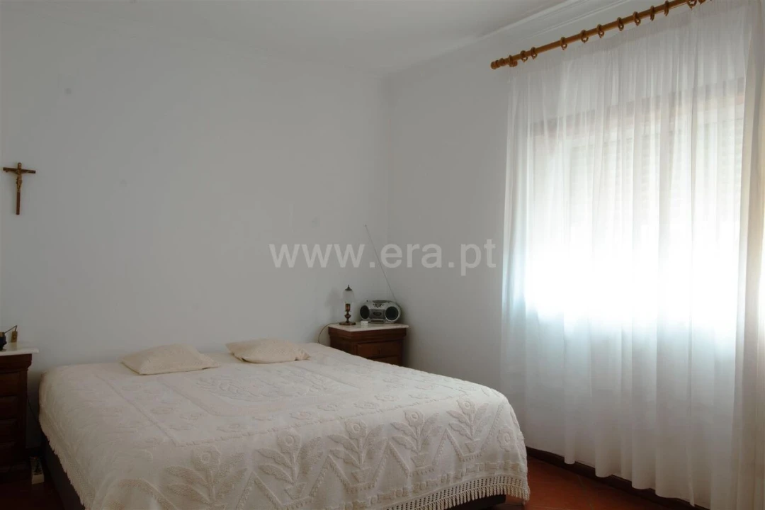 Moradia T3 para Venda em Pinhel Foto 11