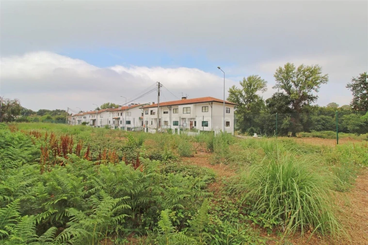 Terreno para Venda em Vilar de Andorinho Foto 4