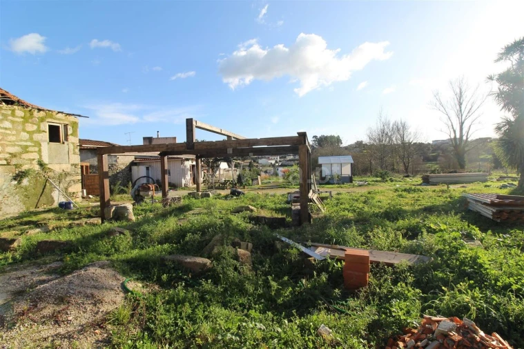 Quinta T0 para Venda em Avintes Foto 13