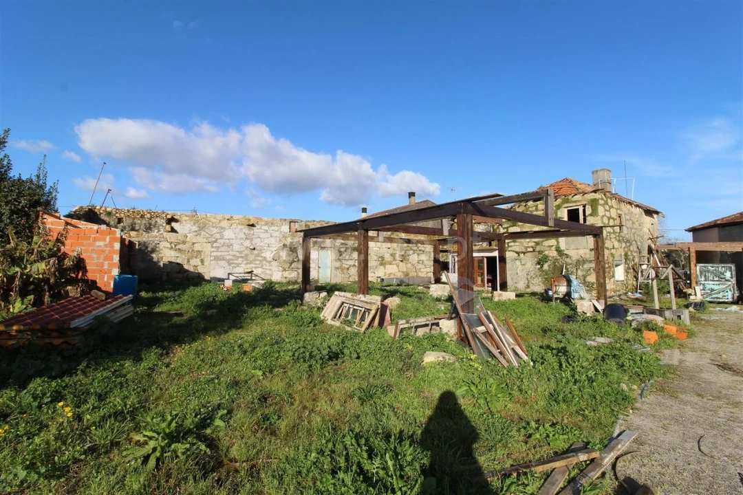 Quinta T0 para Venda em Avintes Foto 15