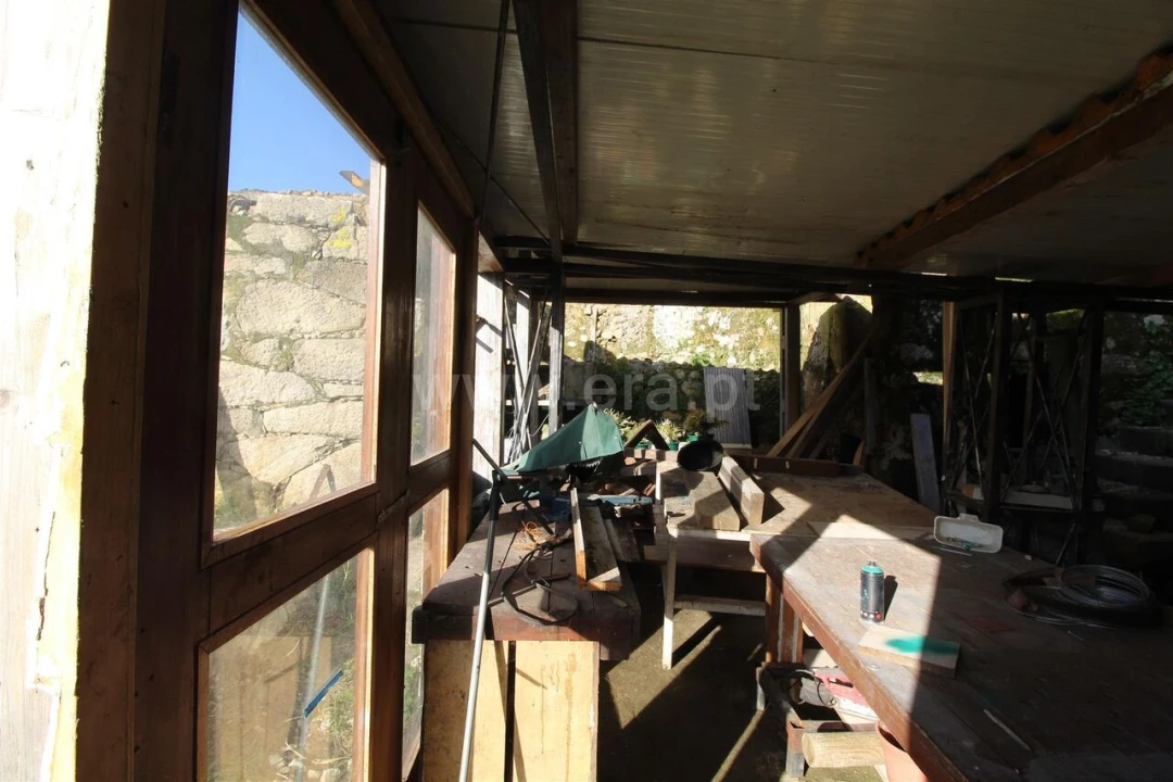 Quinta T0 para Venda em Avintes Foto 9