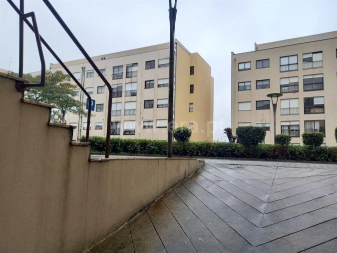 Garagem para Venda em São Mamede de Infesta e Senhora da Hora Foto 4