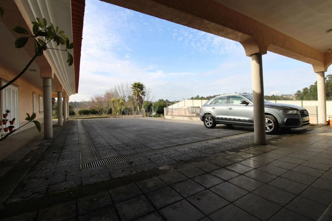 Moradia T5 para Venda em Sanguedo Foto 7