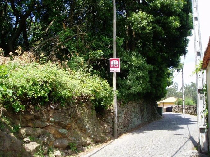 Terreno para Venda em Avintes Foto 1