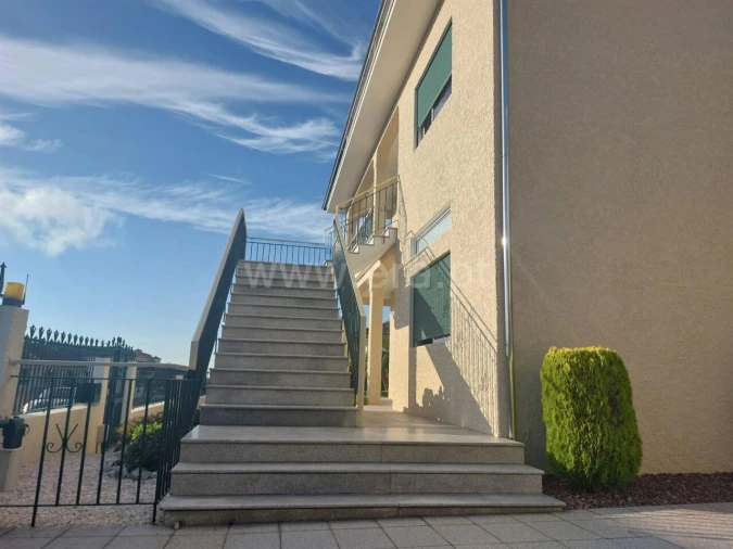 Moradia T3 para Venda em São João de Ver Foto 5