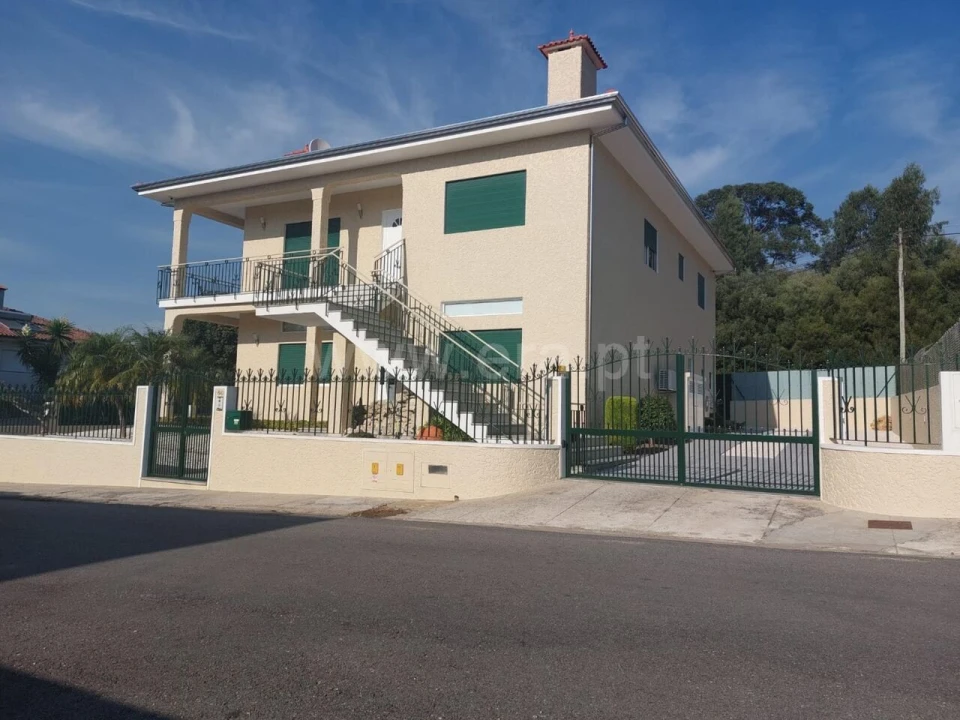 Moradia T3 para Venda em São João de Ver Foto 8