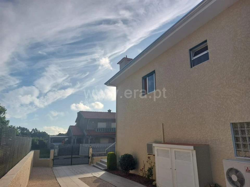 Moradia T3 para Venda em São João de Ver Foto 7