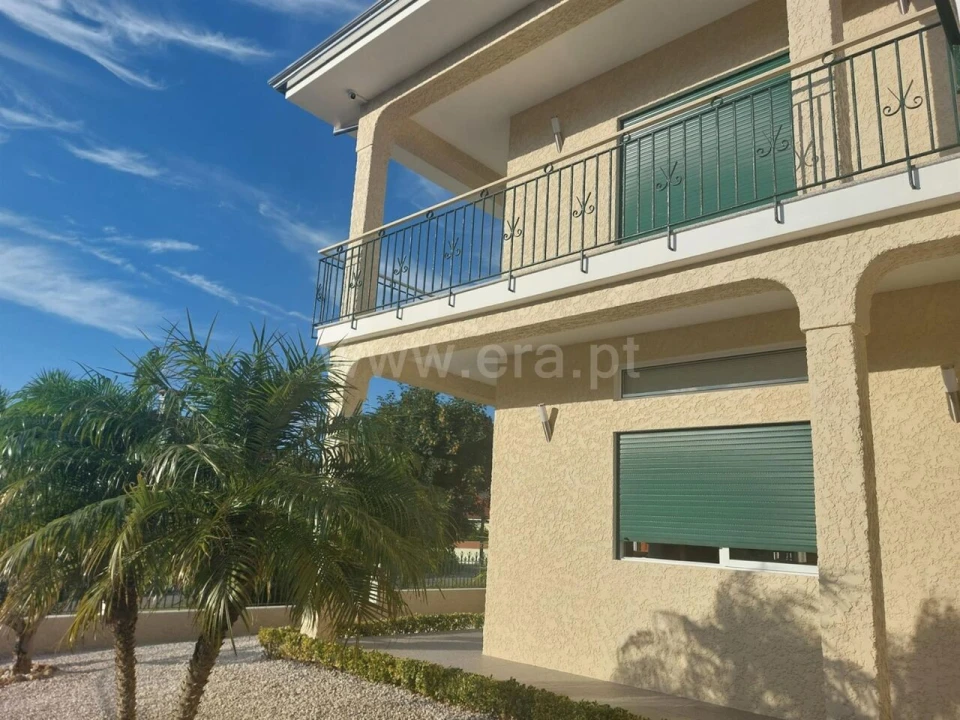 Moradia T3 para Venda em São João de Ver Foto 3