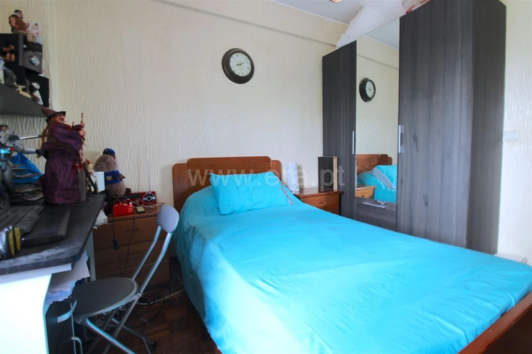 Apartamento T3 para Venda em Oliveira do Douro Foto 9