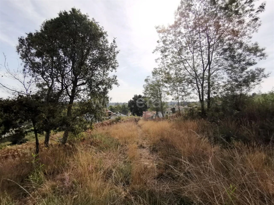 Terreno para Venda em Vilar de Andorinho Foto 3