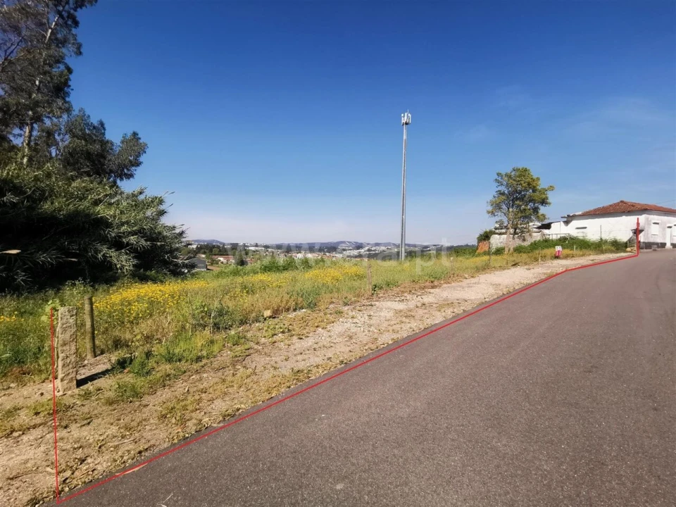 Terreno para Venda em Avintes Foto 2