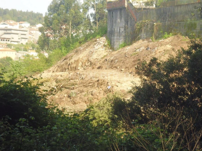 Terreno para Venda em Vilar de Andorinho Foto 10
