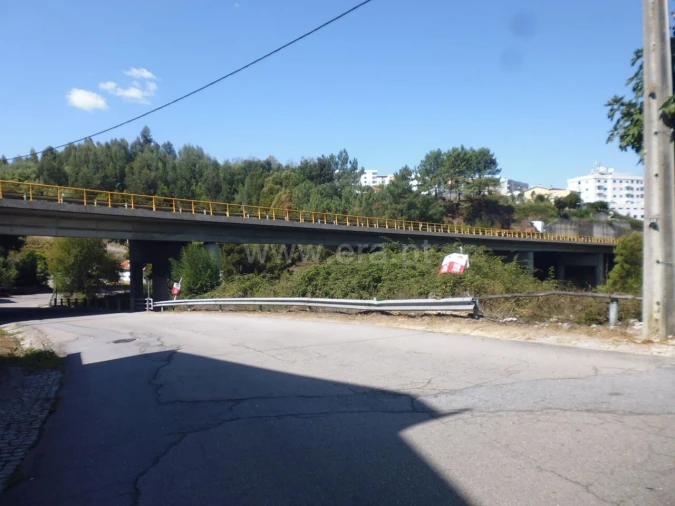 Terreno para Venda em Vilar de Andorinho Foto 3