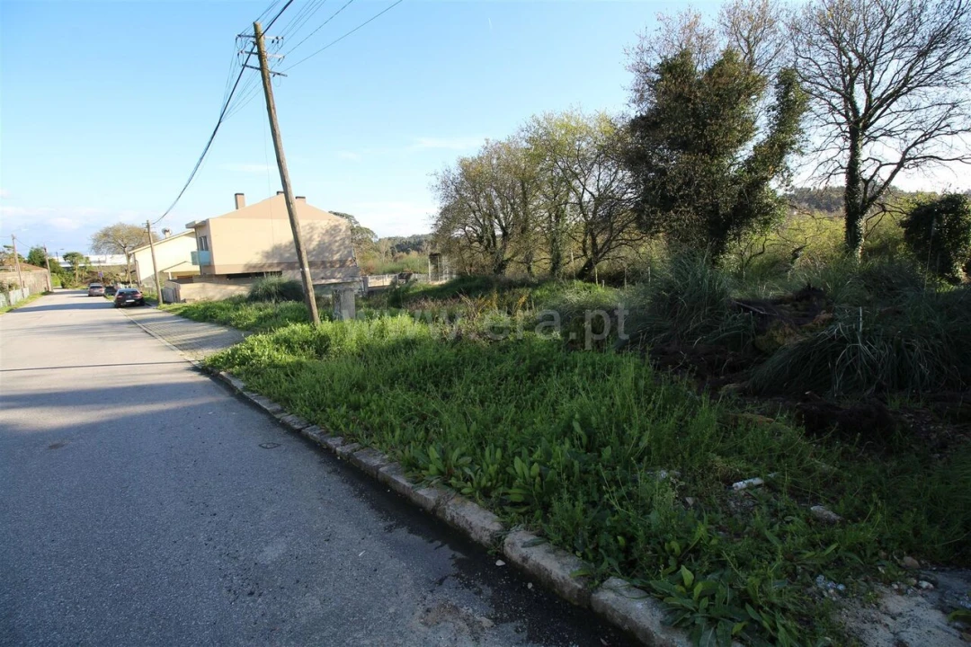 Terreno para Venda em Vilar de Andorinho Foto 4
