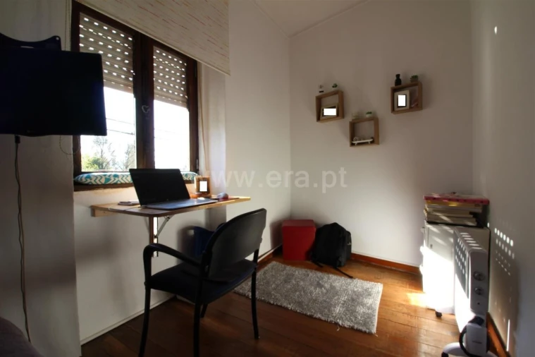 Moradia T6 para Venda em Oliveira do Douro Foto 11