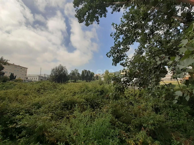 Terreno para Venda em Vilar de Andorinho Foto 5