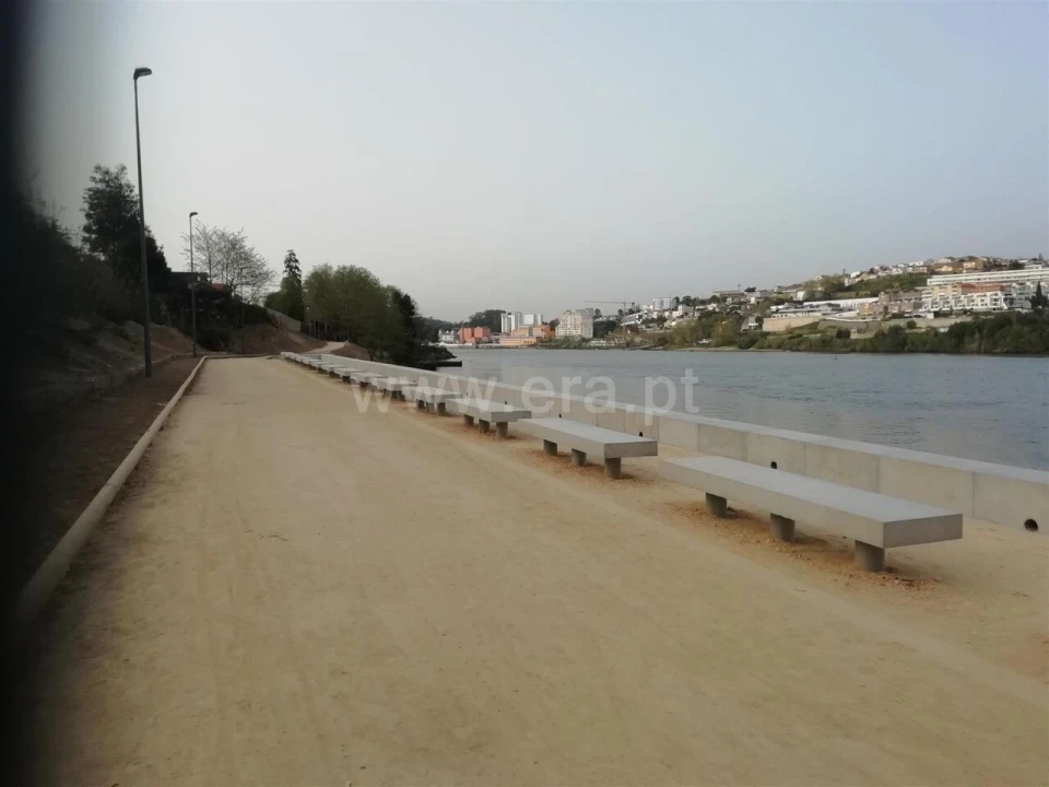 Terreno para Venda em Oliveira do Douro Foto 20