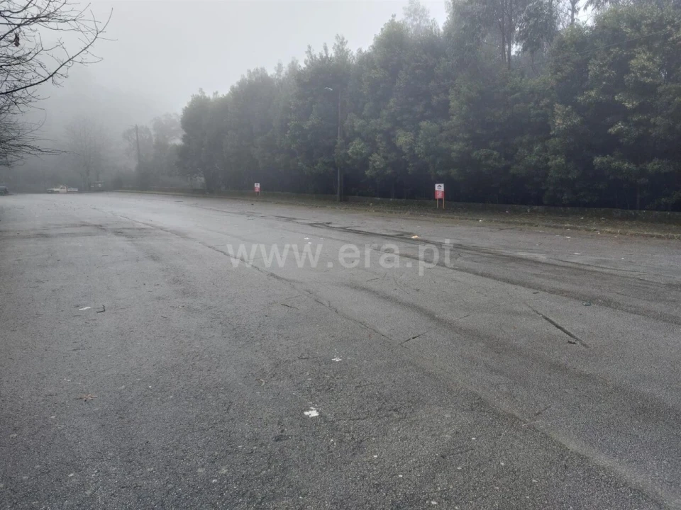 Terreno para Venda em Mozelos Foto 4