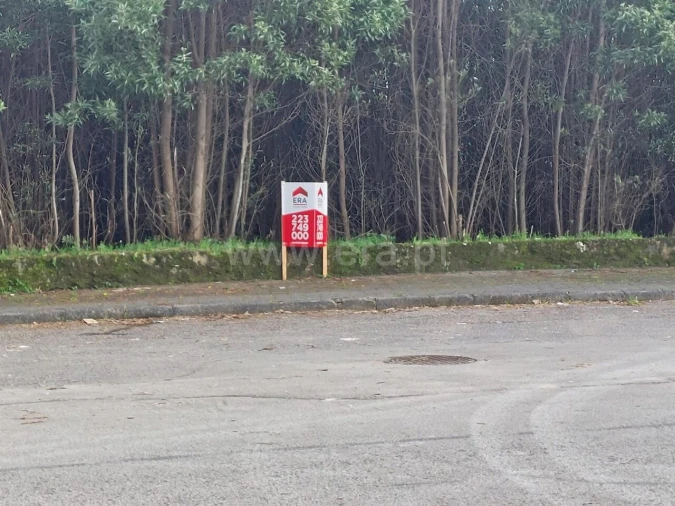 Terreno para Venda em Mozelos Foto 2