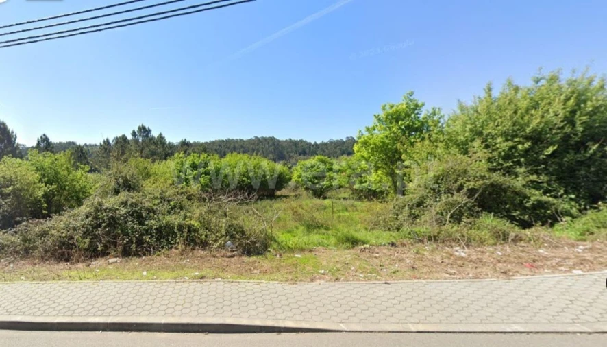 Terreno para Venda em Vilar de Andorinho Foto 1