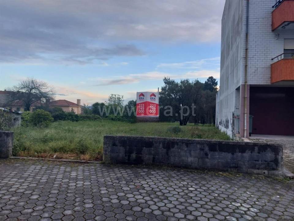 Terreno para Venda em Lourosa Foto 3