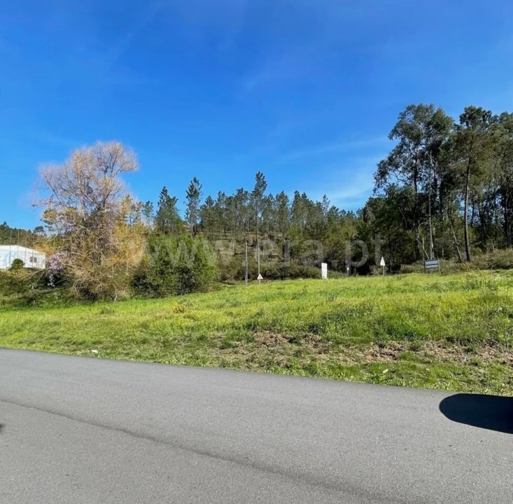 Terreno para Venda em Sandim, Olival, Lever e Crestuma Foto 1