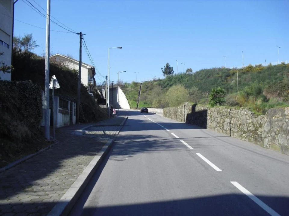 Terreno para Venda em Oliveira do Douro Foto 6
