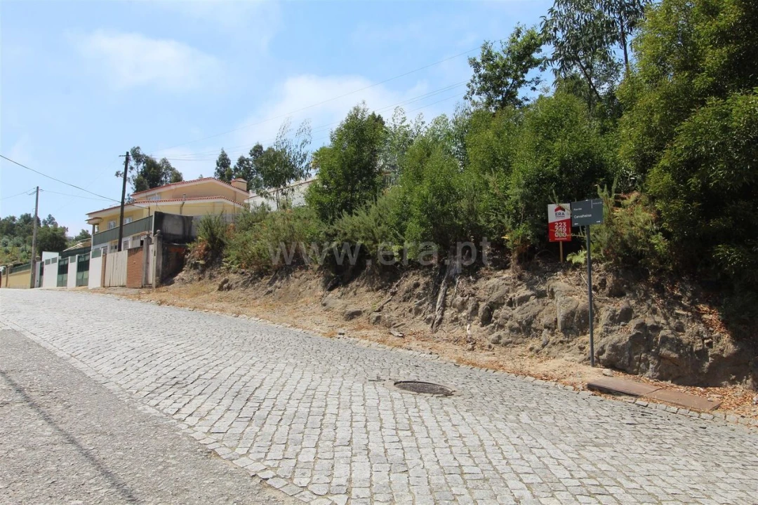 Terreno para Venda em Vilar de Andorinho Foto 3
